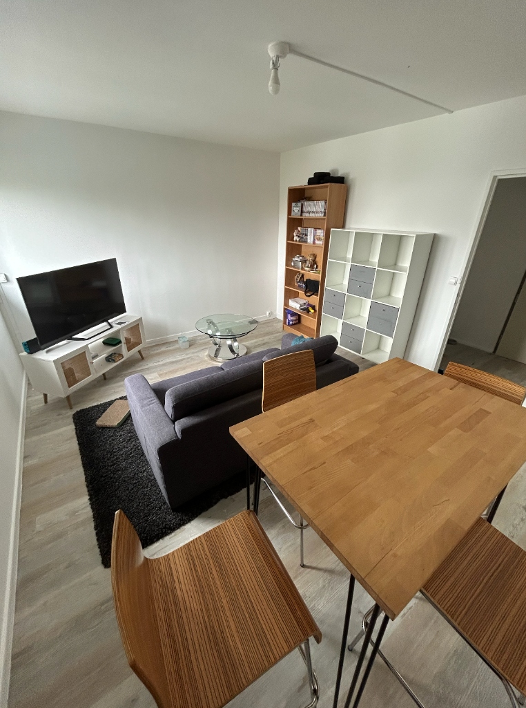 Projet d’aménagement intérieur Meubles&Moi : Vintage & Bois Massif (Meubles vintage en bois et finitions soignées)